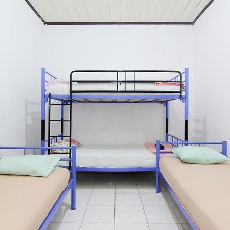 Arjuna Hostel Semarang Ngoại thất bức ảnh