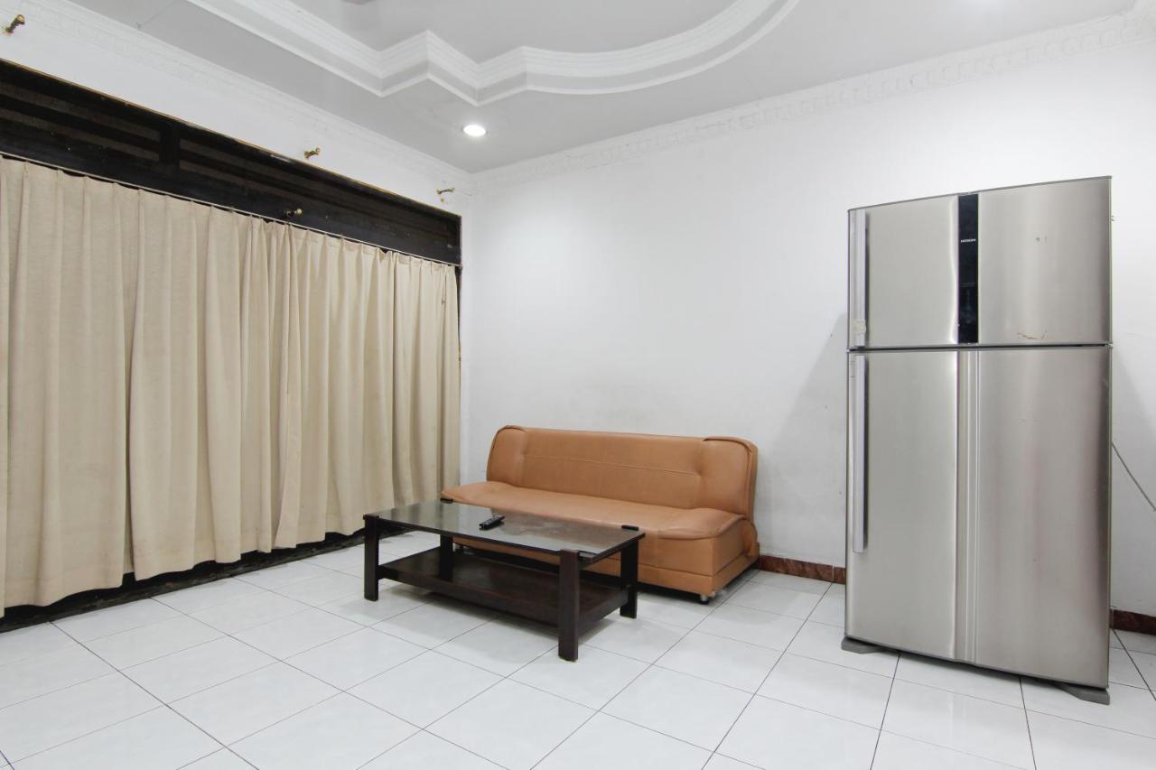 Arjuna Hostel Semarang Ngoại thất bức ảnh